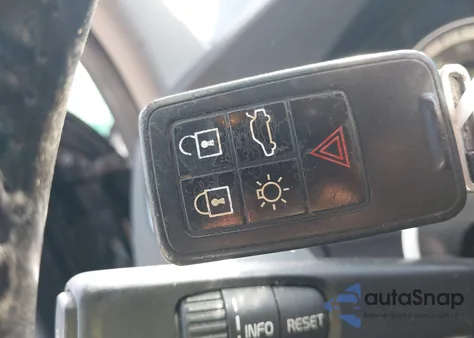 2012 Volvo S60 T5 из США, поврежденный, VIN YV1622FS0C2076085